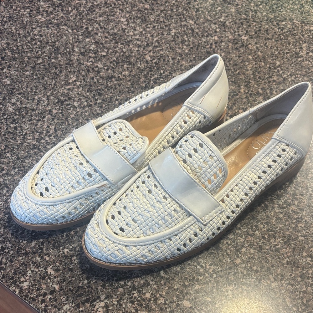 Women's White woven Loafers